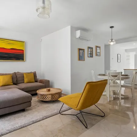 Stunning In Historic Center By Costarentals - Mal05