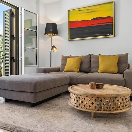 Apartment Stunning In Historic Center By Costarentals - Mal05 Malaga