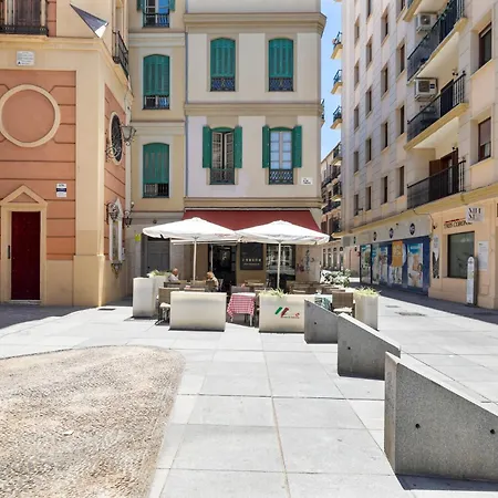 Stunning In Historic Center By Costarentals - Mal05 Apartment Malaga