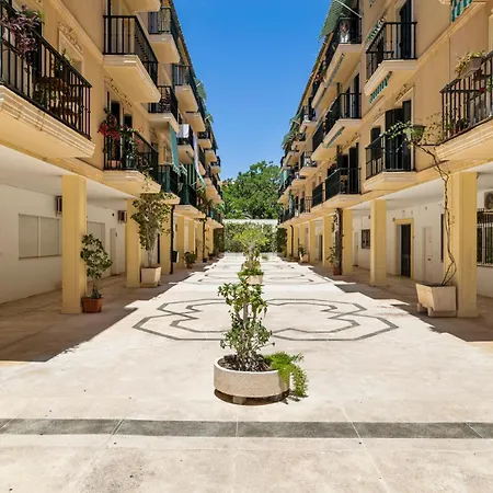 Stunning In Historic Center By Costarentals - Mal05 Apartment Malaga